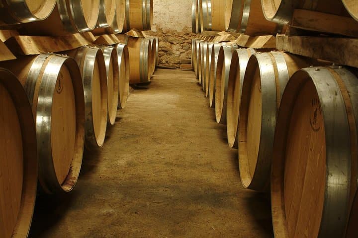 Private Full Day Wine Tour in Provence From Marseille cruise port