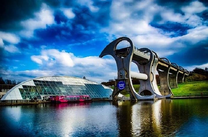 Kelpies and Falkirk Wheel Private Tour for 1 - 4 people from Greater Glasgow