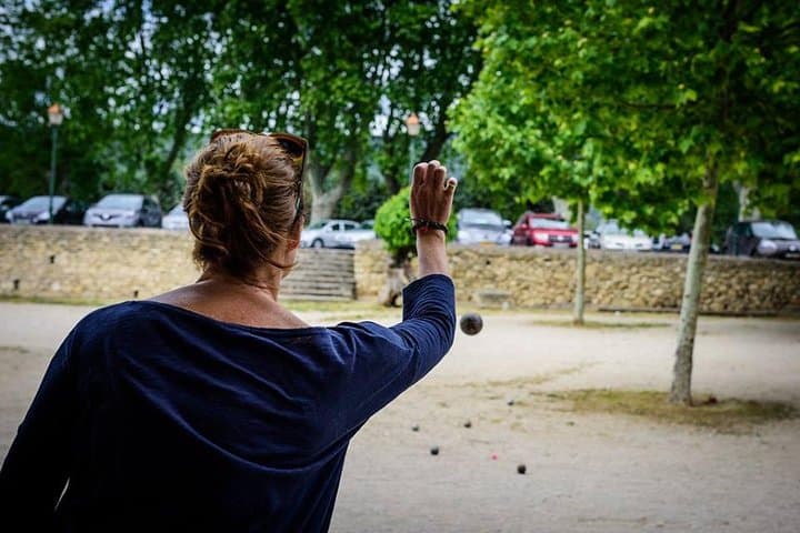 Petanque (boules) lesson in Provence