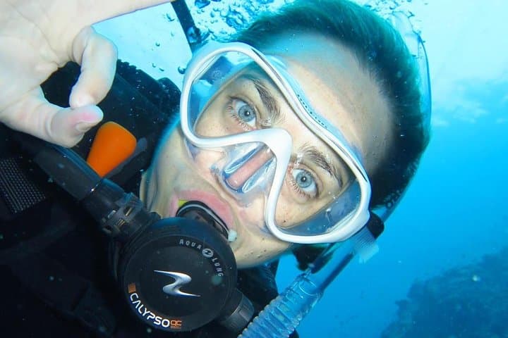 Introductory dive for non-certified divers