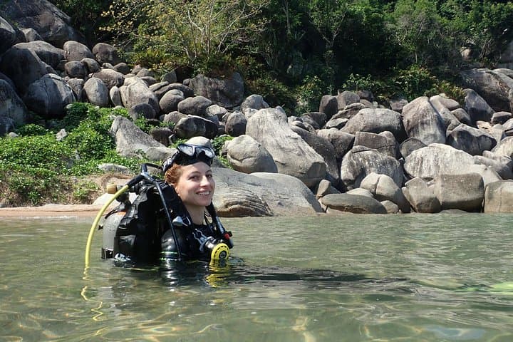 Introductory dive for non-certified divers