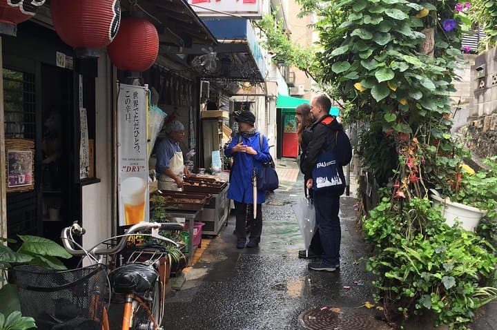 KOBE, SHIOYA, a quaint fishing town walking tour