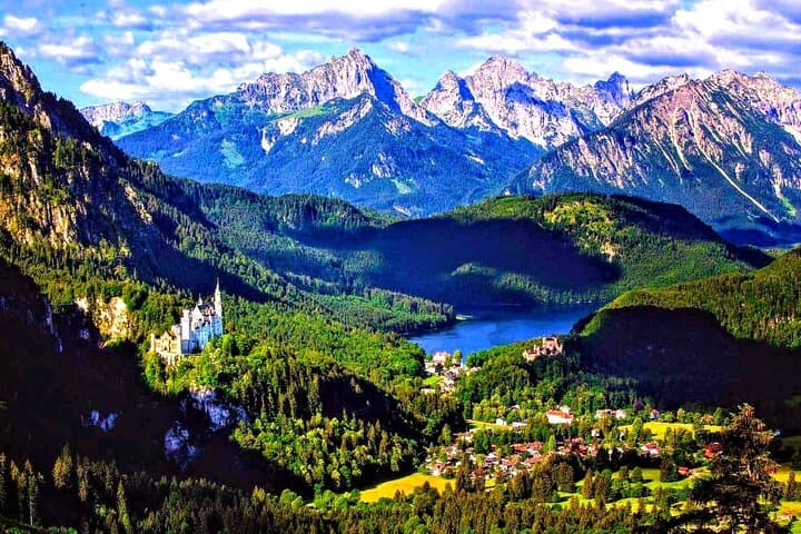 MY*GUiDE EXCLUSiVE Neuschwanstein Castle Tour INCL. TiCKETS and ALPiNE COASTER from Munich