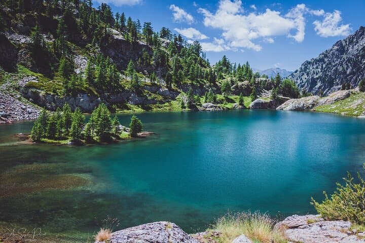 Alpine Mercantour Lakes hiking French Riviera