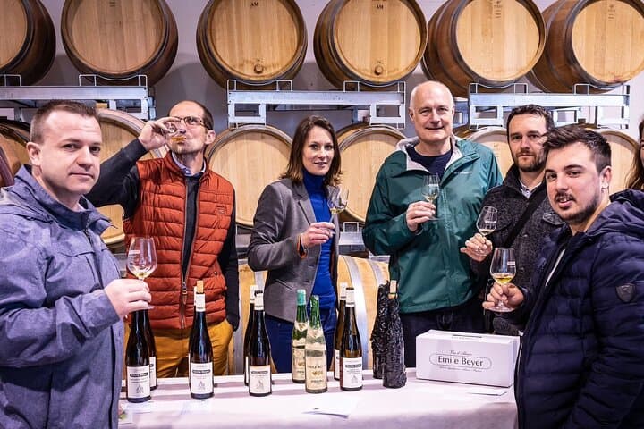 After discovering the charming town of Eguisheim, we will enjoy a tasting of local wines