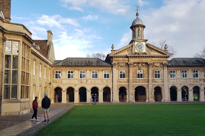 Tangential Cambridge: Private Walking Tour of Cambridge