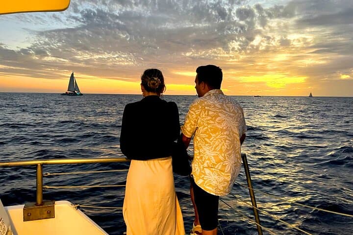 Waikiki Turtle Snorkeling Tour 6 Activities + & Sunset Cruise