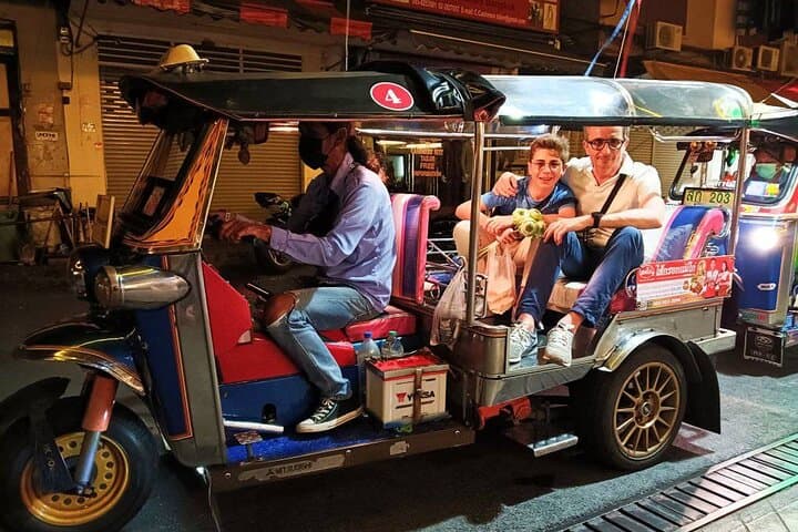 Tuk Tuk Tour Bangkok by Nighttime Sightseeing