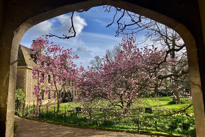 Oxford's colleges have beautiful gardens as well as stunning architecture