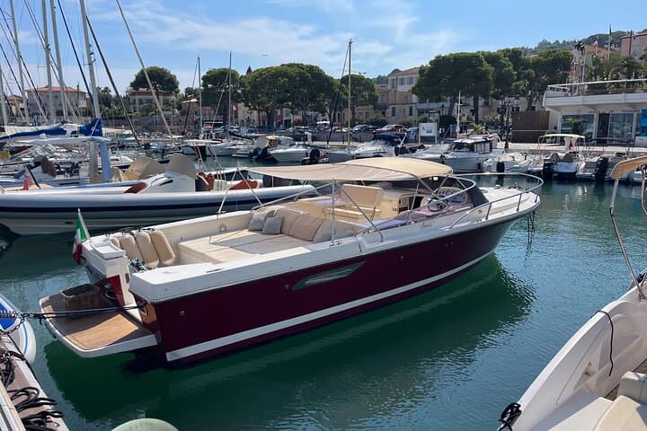 Private Luxury Boat Tour on an Exclusive Day-Cruiser Nice/Monaco
