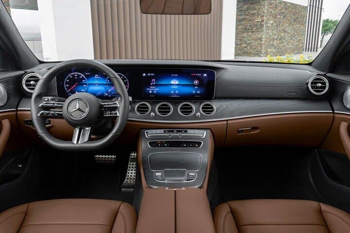 Arrival Transfer from Munich Airport to Munich City by Sedan