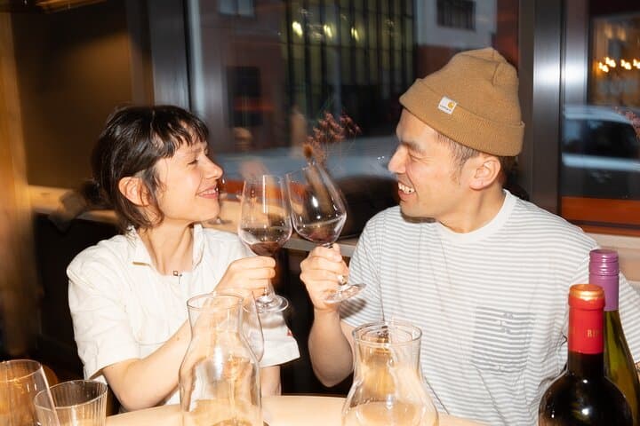Four hour walking wine tasting tour of Manchester's best bars