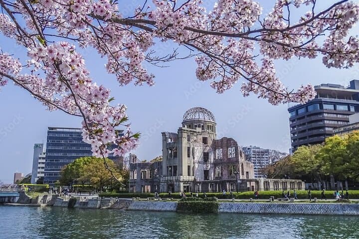Hiroshima & Miyajima Full-Day Private Tour with Licensed Guide