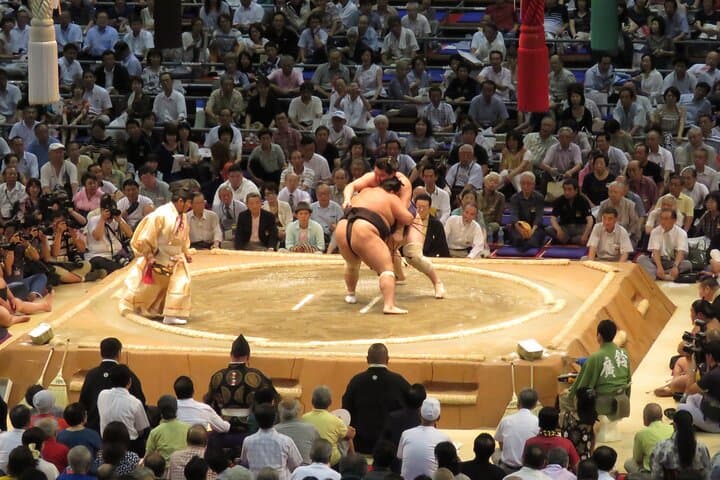 Sumo Tournament Experience in Nagoya