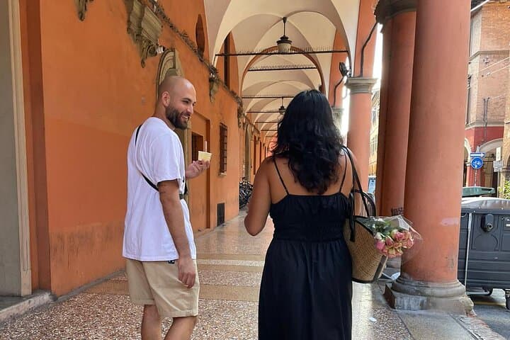 Gelato Crawl Tour Bologna: See Italy's Food Capital in a New Way