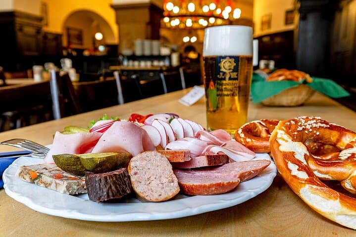 Private Munich Beer Hall Tour with 3-Course Meal & Beer Tastings
