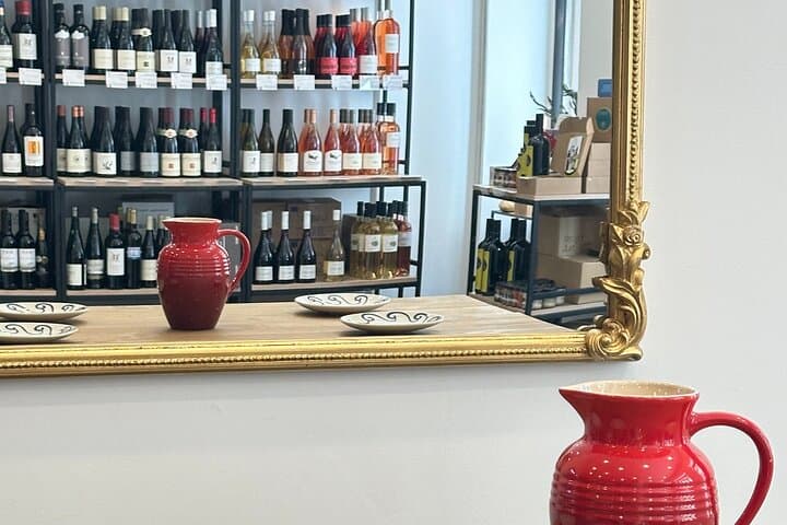 Marseille: Tailored Wine Tasting Experience in a Top Wine Shop