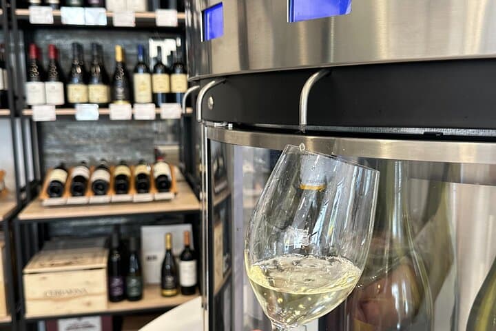 Marseille: Tailored Wine Tasting Experience in a Top Wine Shop