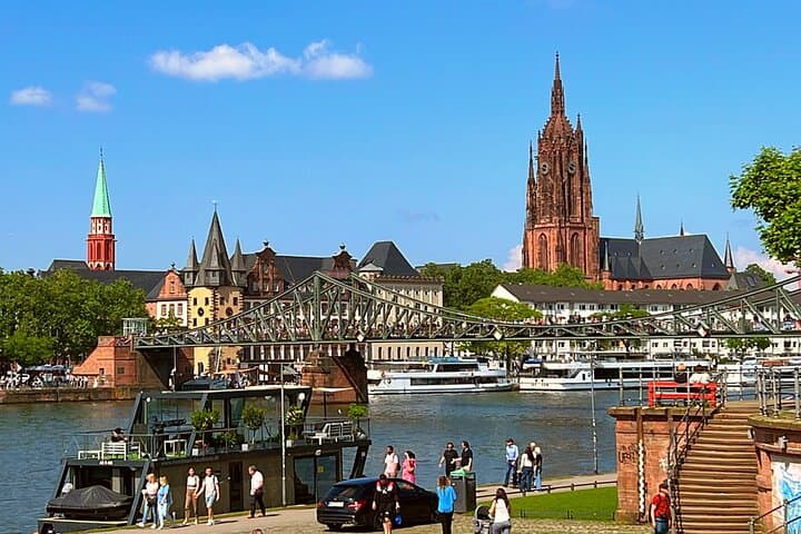 View of the Main with the Iron Bridge, the Old Town and the Imperial Cathedral