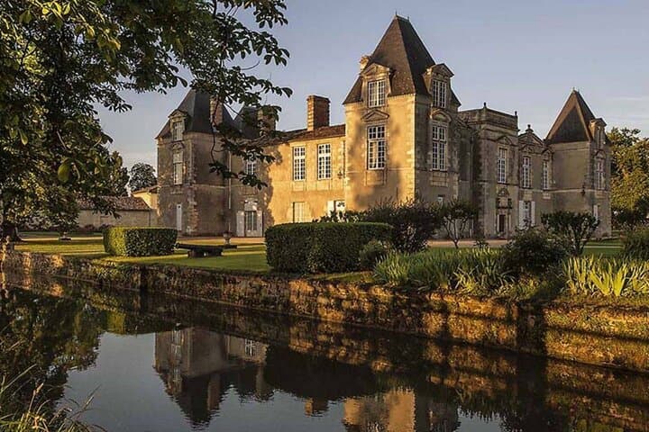 Wine Tour of Mèdoc : Châteaux, Tastings and WSET Guide