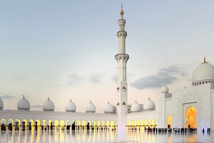 Private Abu Dhabi Half Day City Tour