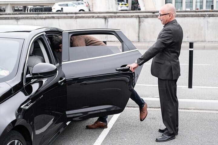 Lyon Airport Private Transfer – Meet & Greet Included