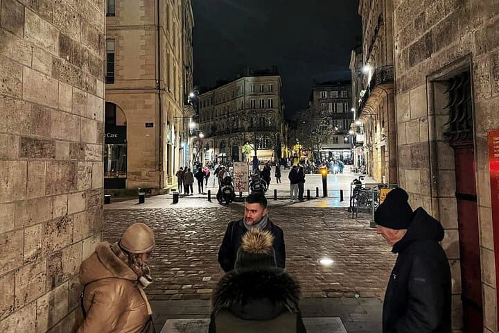 Bordeaux Ghost Tour: Crimes, Legends & Haunting Tales
