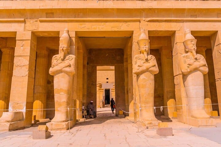 Over day Tour to Luxor From Marsa Alam
