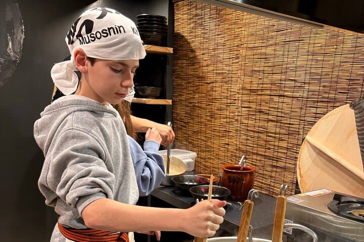 Kyoto: Paint Your Own Ramen Bowl & Michelin Ramen Class