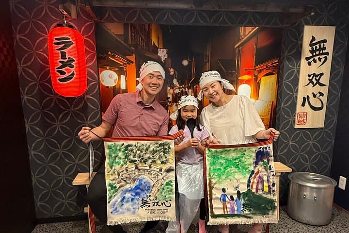 Kyoto: Paint Your Own Ramen Bowl & Michelin Ramen Class