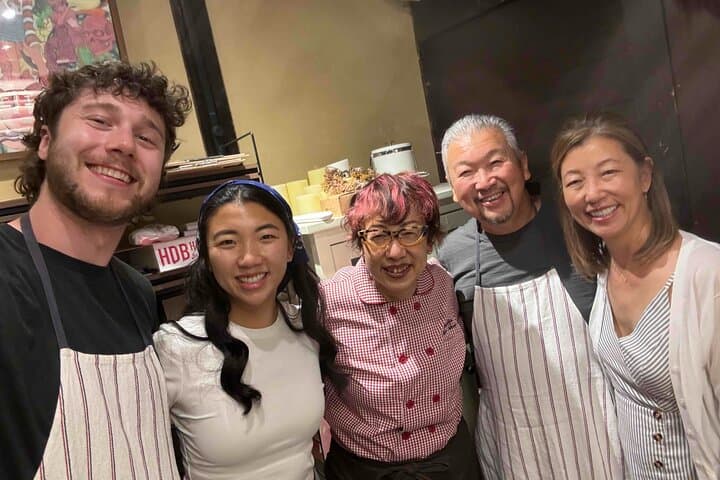Private Ramen or Gyoza Cooking Class in Kyoto with Chef Midori