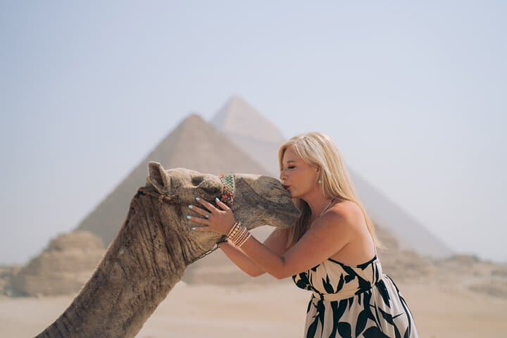 2 hrs Unique Pyramids Photoshoot ( Photo session )