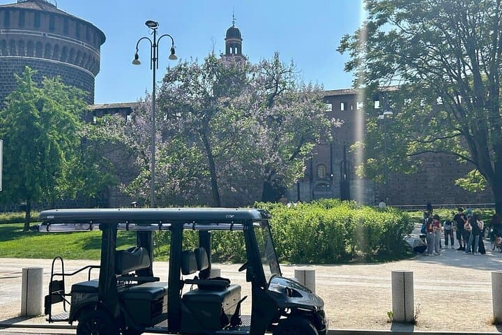 MILAN: Private Golf-Cart Tour
