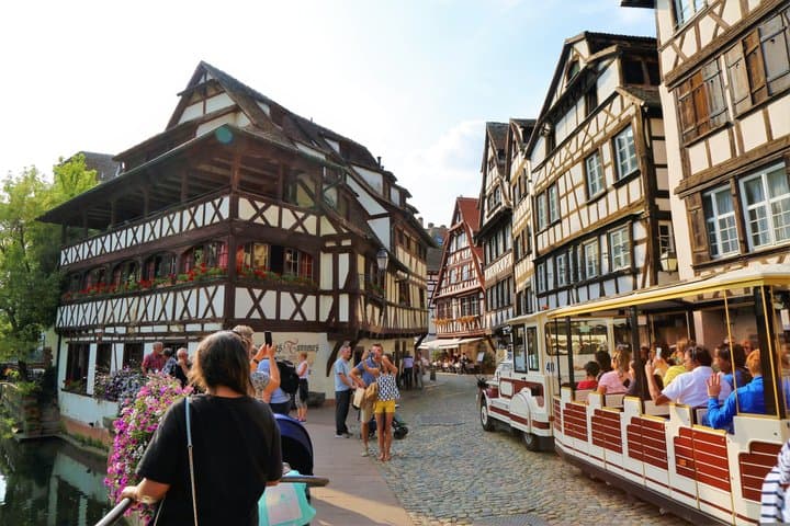 TIP TOUR Free Walking Tour Strasbourg History and Hidden Stories