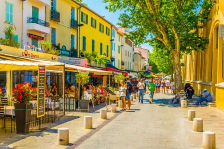 French Riviera: Private Tour Cannes, Antibes & St Paul de Vence!