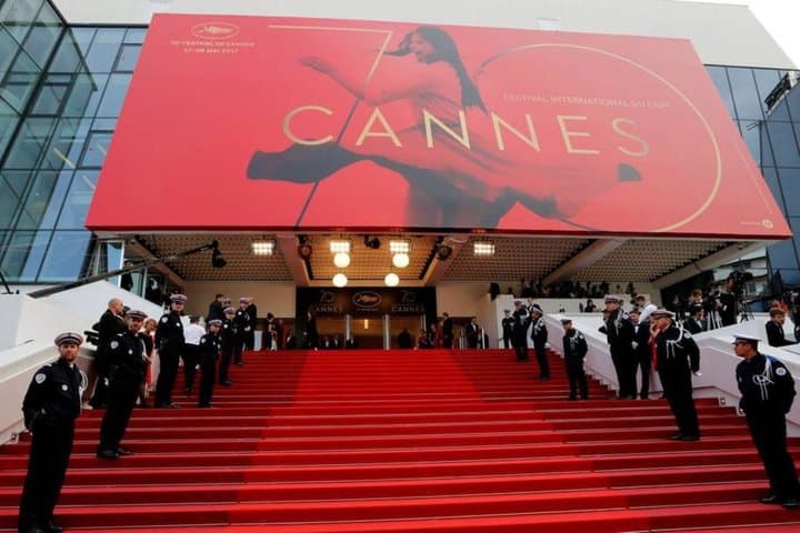 French Riviera: Private Tour Cannes, Antibes & St Paul de Vence!