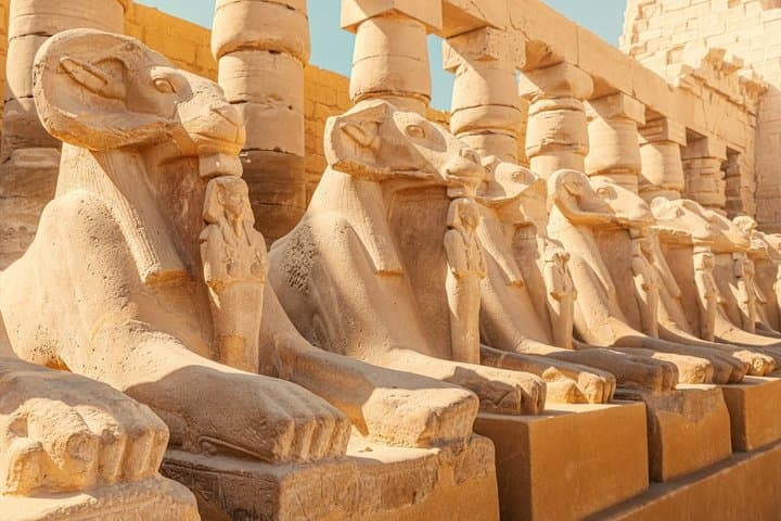 Private Full Day Tour to East and West Banks of Luxor