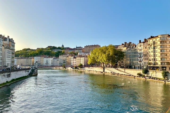 Lyon: Hidden Traboules and Old Town Walking Tour
