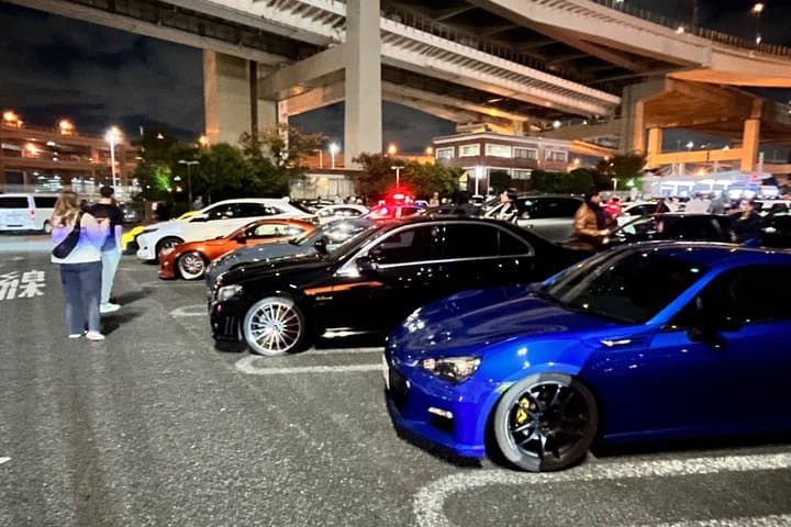 Private Daikoku Parking Area, Hakone turn Pike, Umihotaru Tours