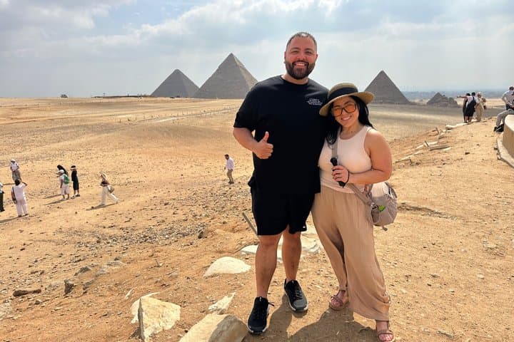 Private Giza Pyramids, Saqqara & Memphis Tour with Egyptologist