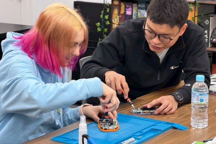 Pixel Lab Tokyo: Gameboy Mod Workshop (Classic/Advance/SP)