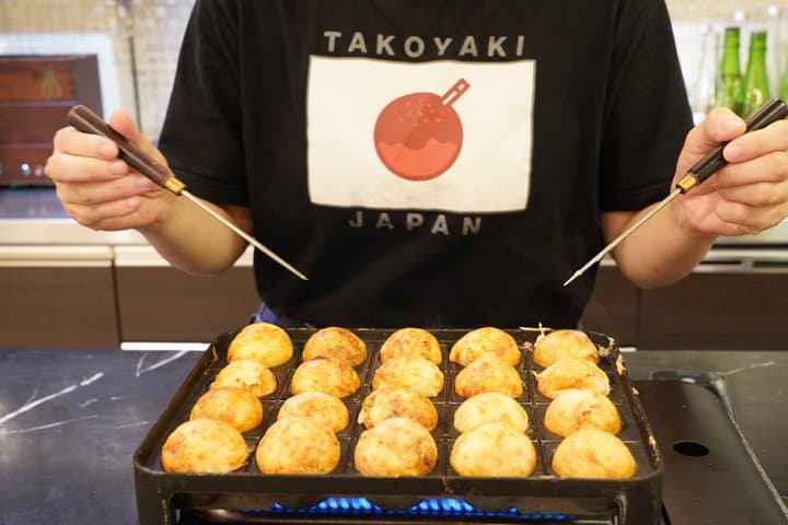 Osaka Sake Tasting & Takoyaki Cooking Experience
