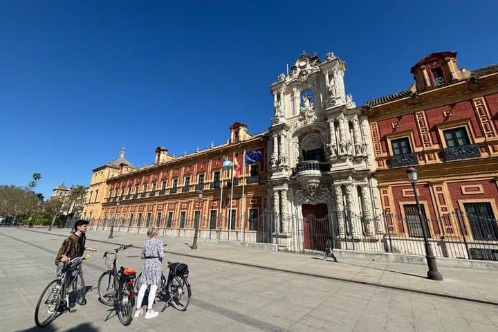Seville: Guided small group bike and e-bike tour