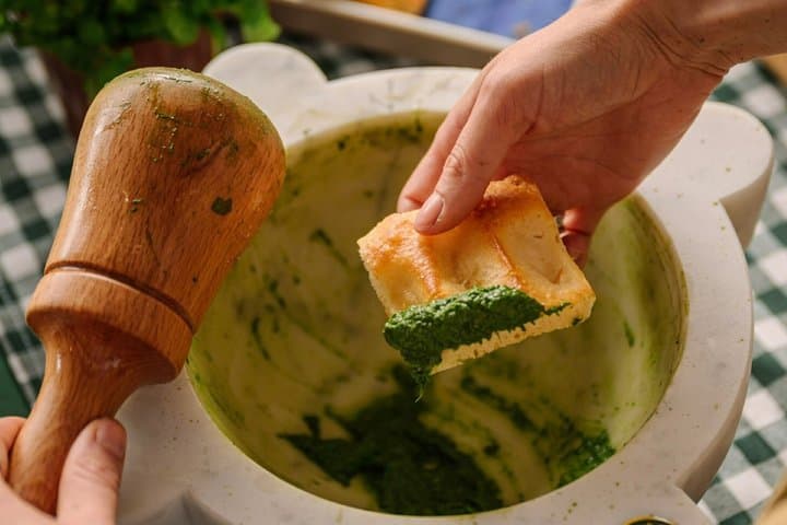Mortar pesto lesson with World Champion and local Menu