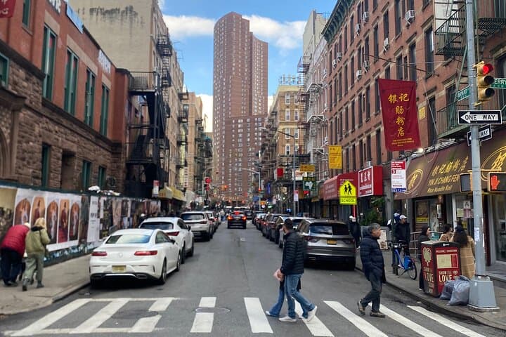 NYC Chinatown & Little Italy Food Tour | Tastings & Local Stories
