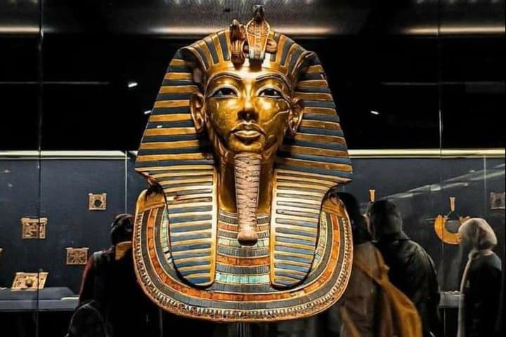 VIP Private Giza Pyramids Grand Egyptian Museum Tour with Lunch